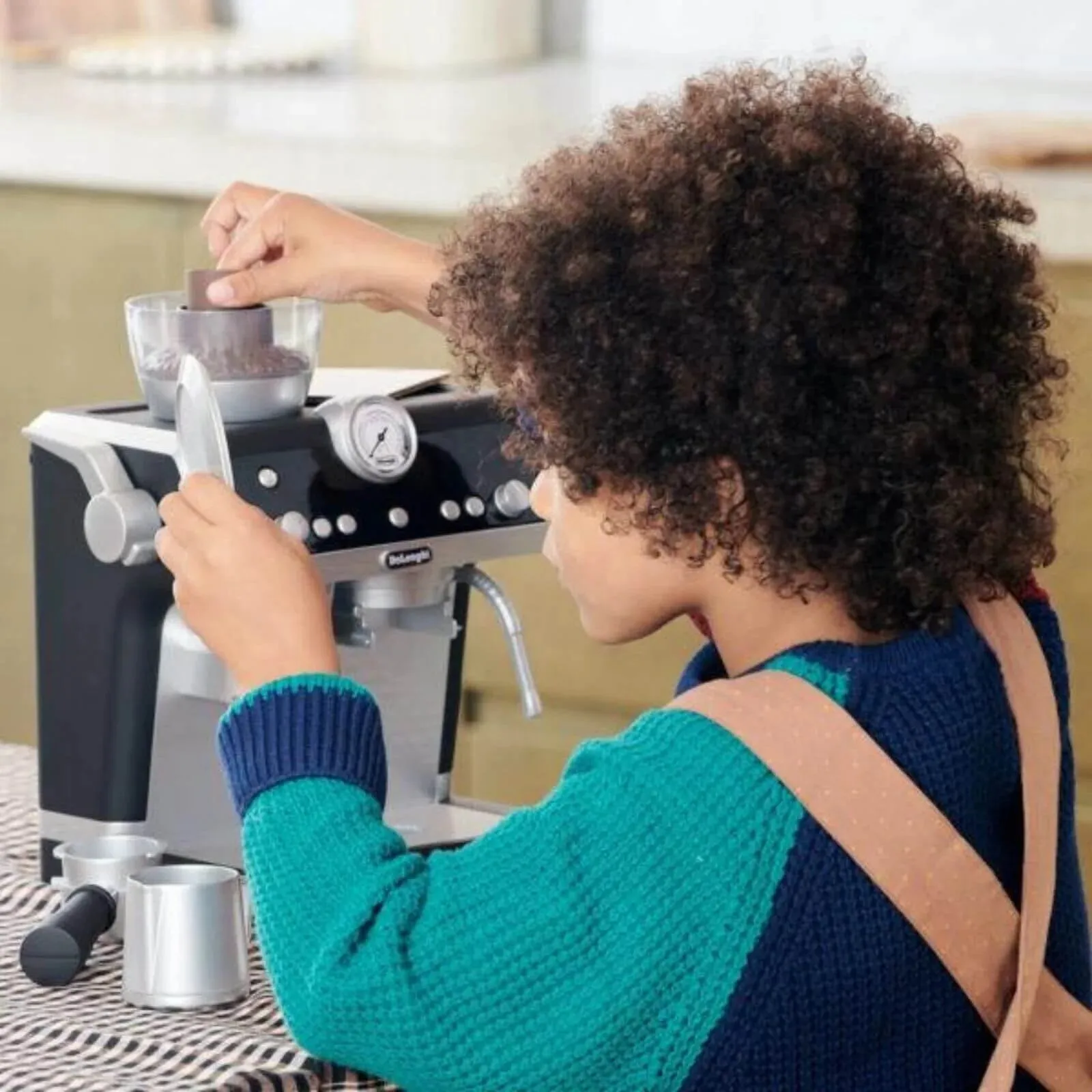 Casdon Delonghi Barista Coffee Machine