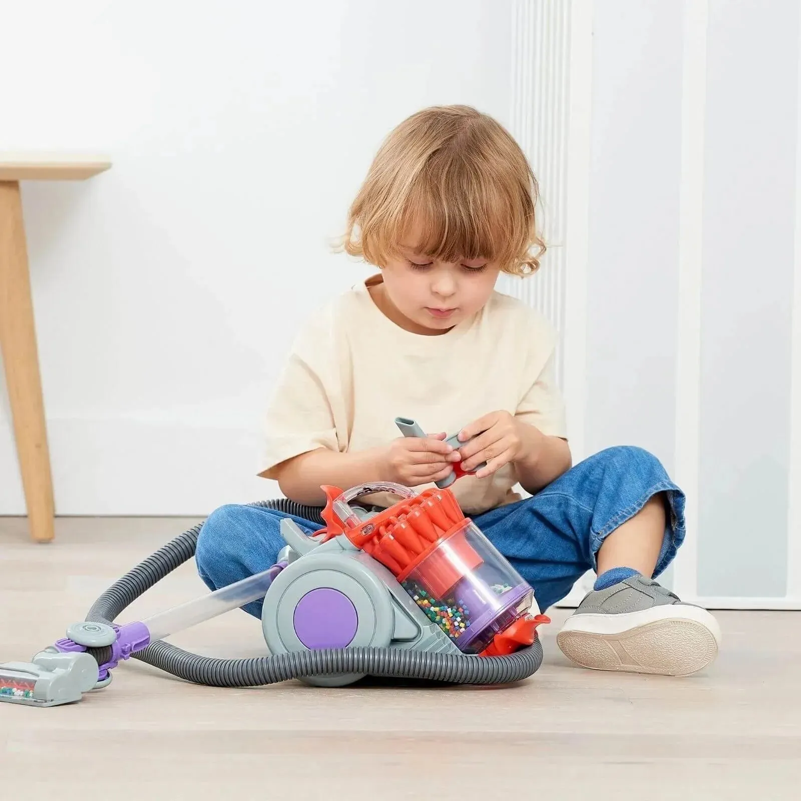 Casdon Dyson DC22
