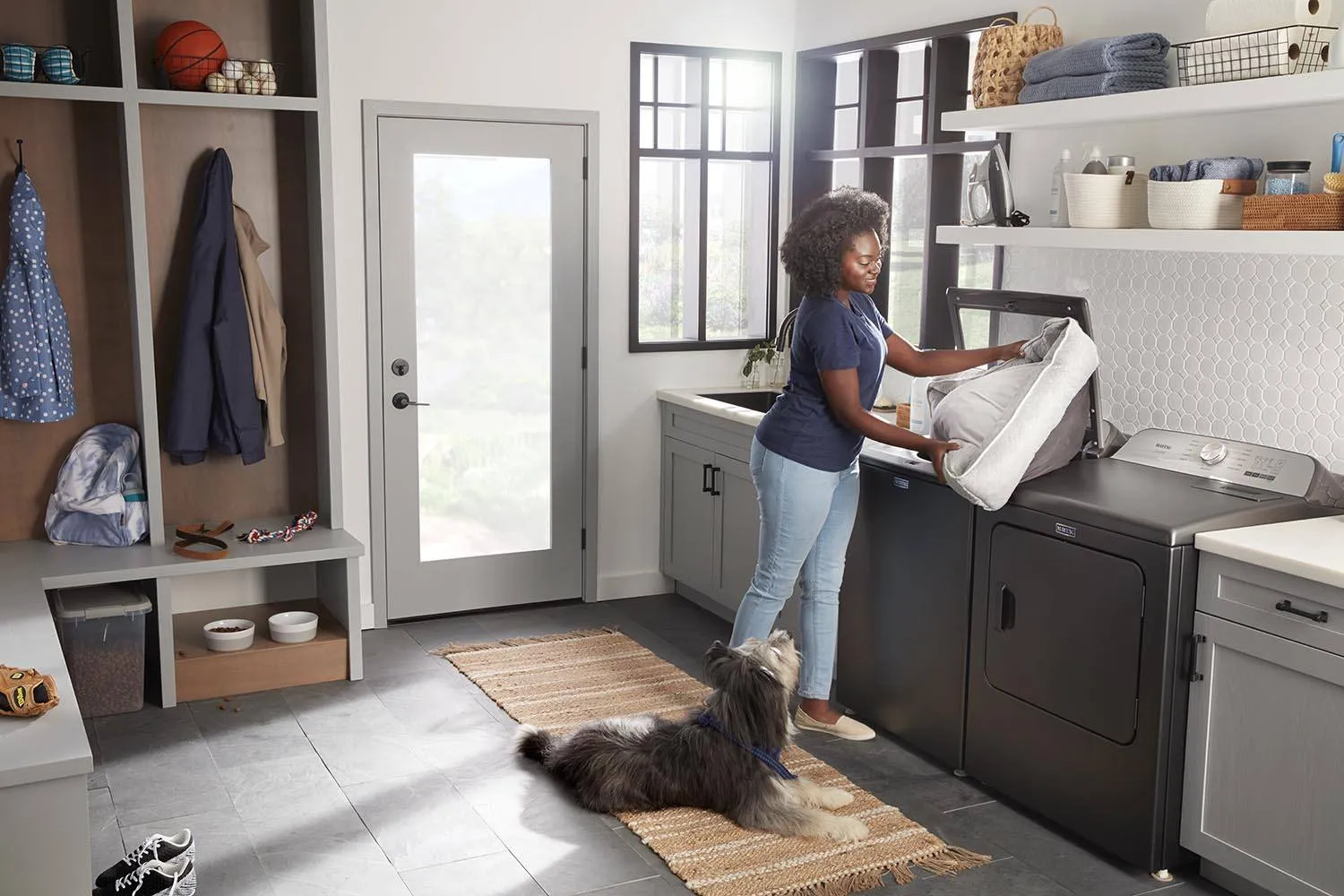 Maytag Volcano Black Top-Load Washer (5.4 cu. ft.) & Gas Dryer (7.0 cu. ft.) - MVW6500MBK/MGD6500MBK