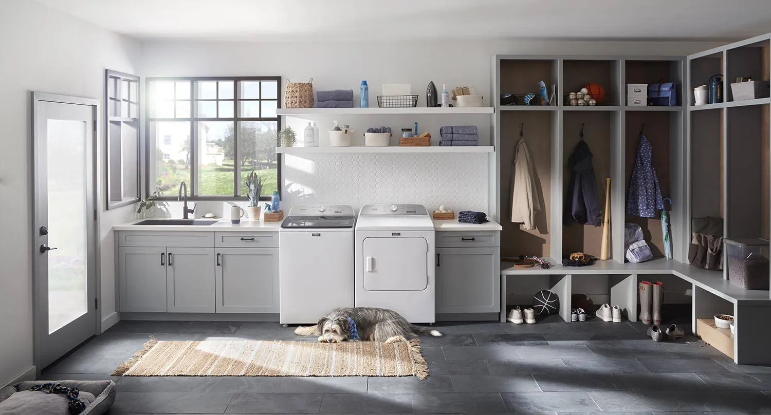 Maytag White Top-Load Washer (5.4 cu. ft.) & Electric Dryer (7.0 cu. ft.) - MVW6500MW/YMED6500MW