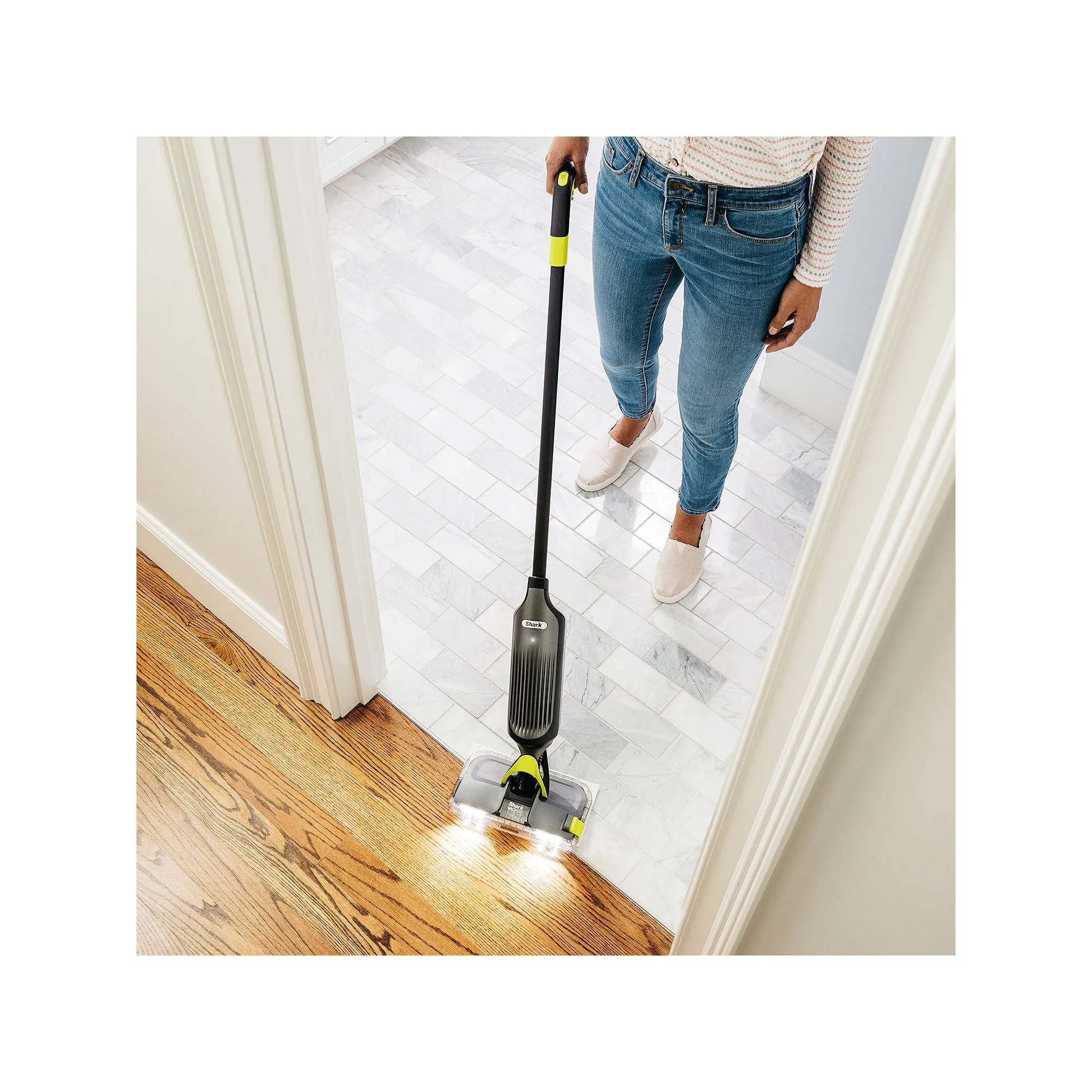 Shark VM252 VACMOP Cordless Wet/Dry Stick Vacuum