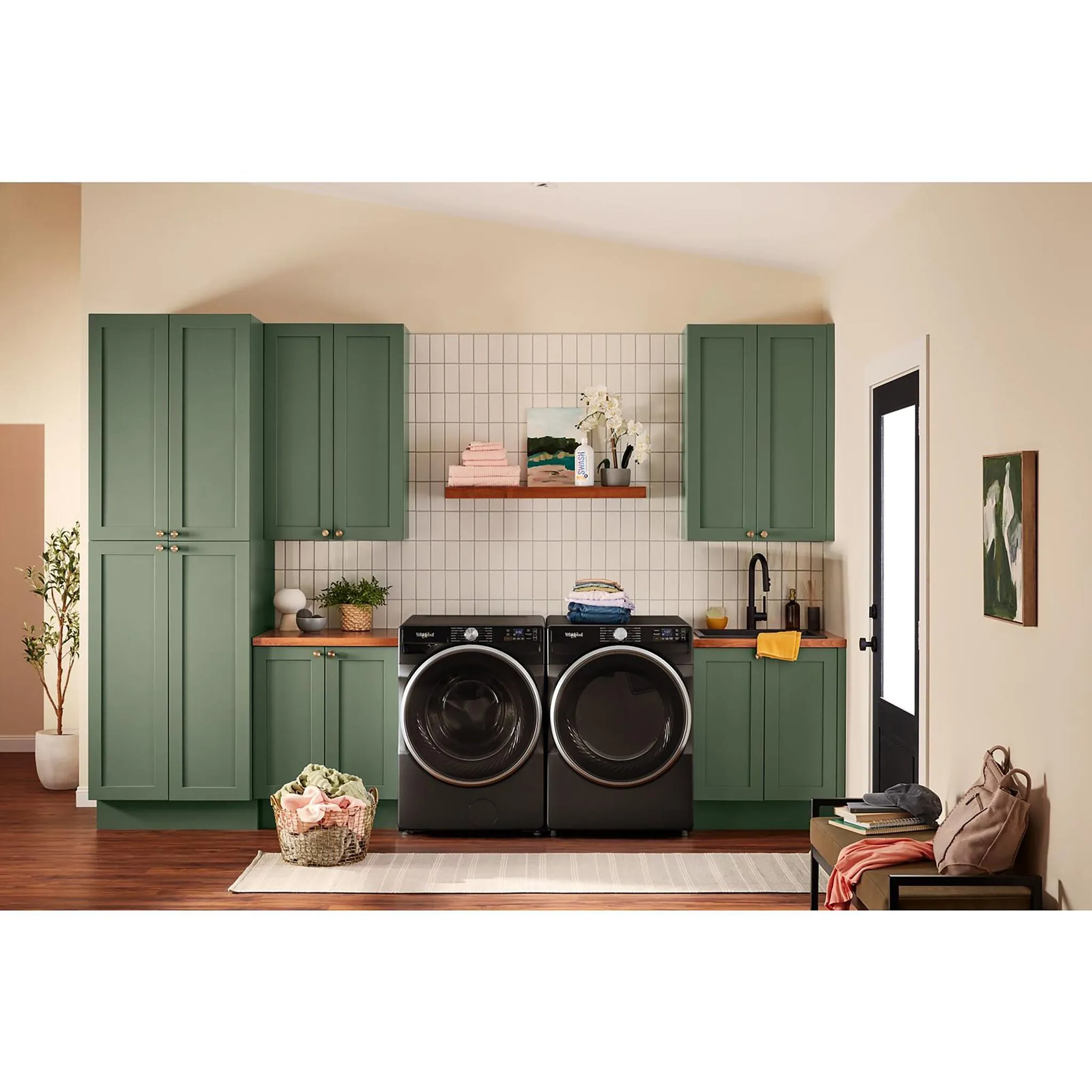 Whirlpool Volcano Black Front-Load Washer with FreshFlow™ Vent System (5.8 Cu.Ft.) - WFW6720RU