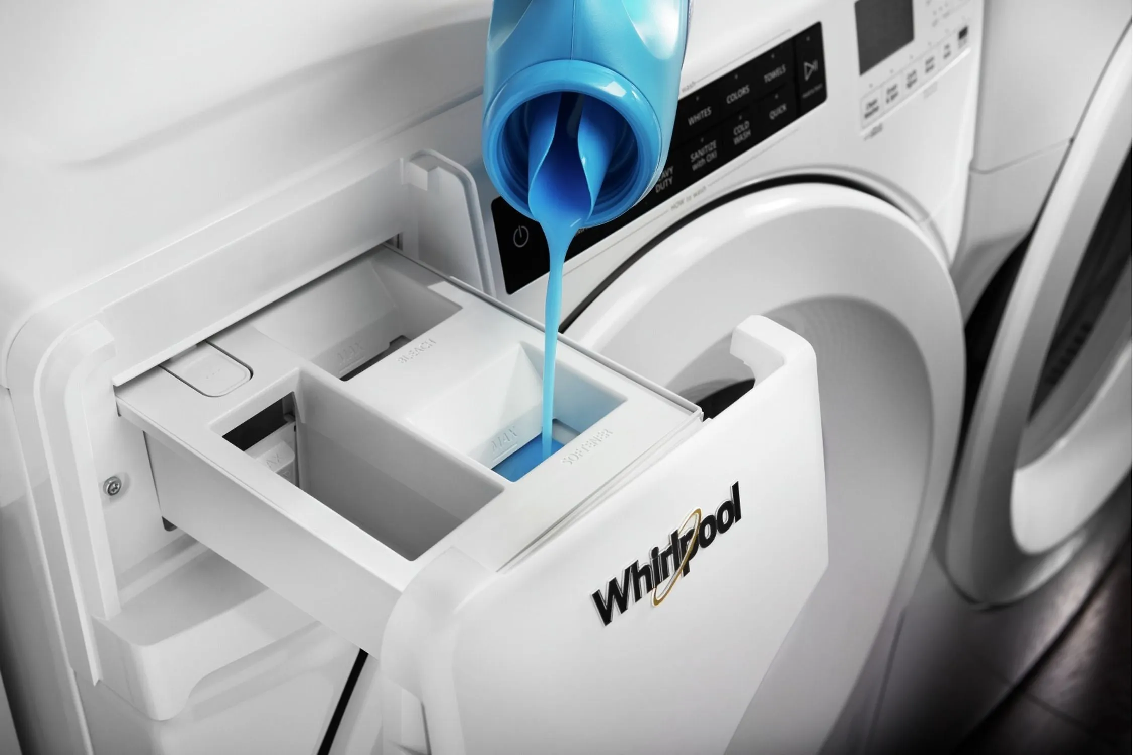Whirlpool White Front Load Washer (5 Cu. Ft.) - WFW560CHW