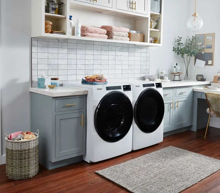 Whirlpool White Front Load Washer with Quick Cycle (5.2 cu. ft.) - WFW5605MW