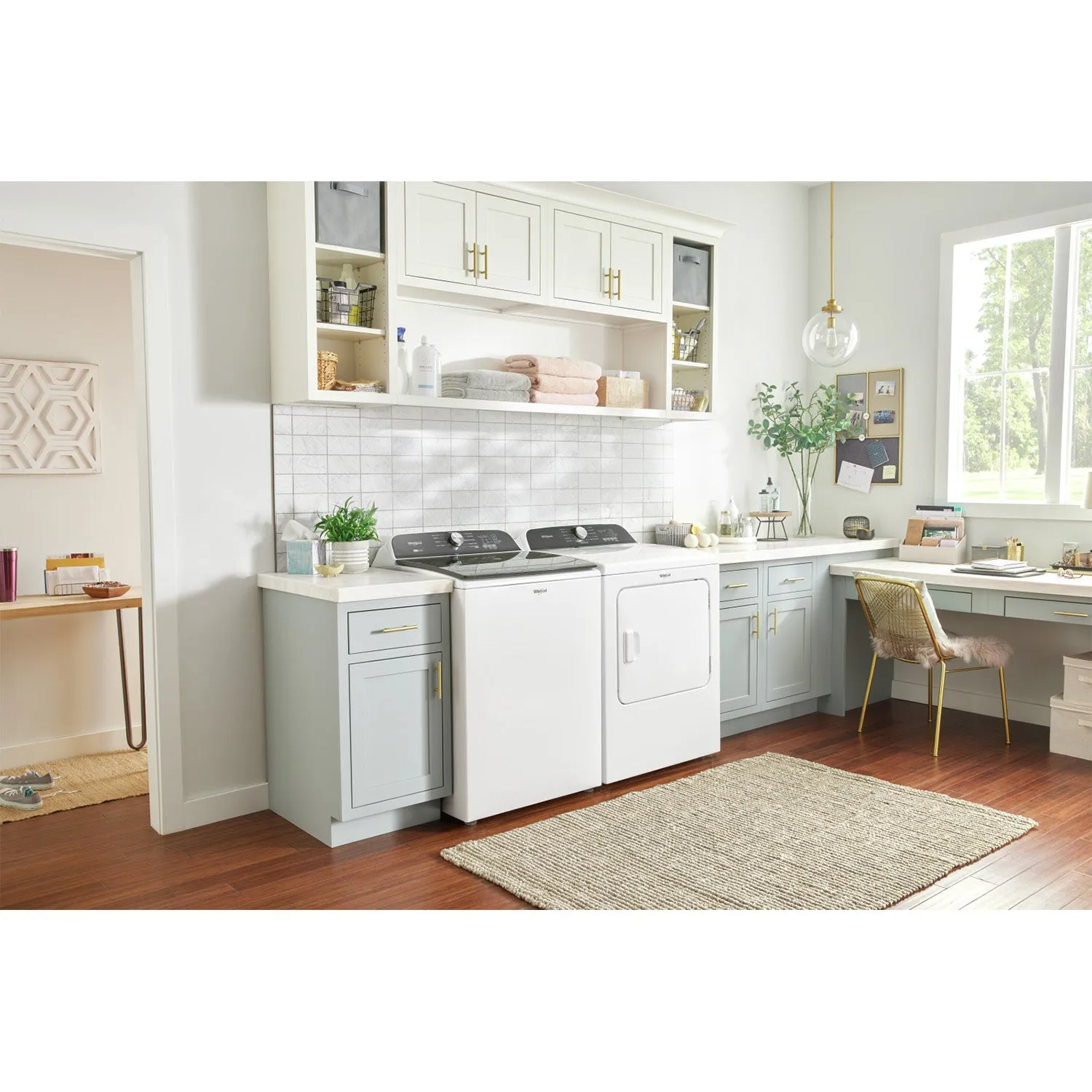 Whirlpool White Top Load Washer (6.1 Cu Ft) - WTW6157PW